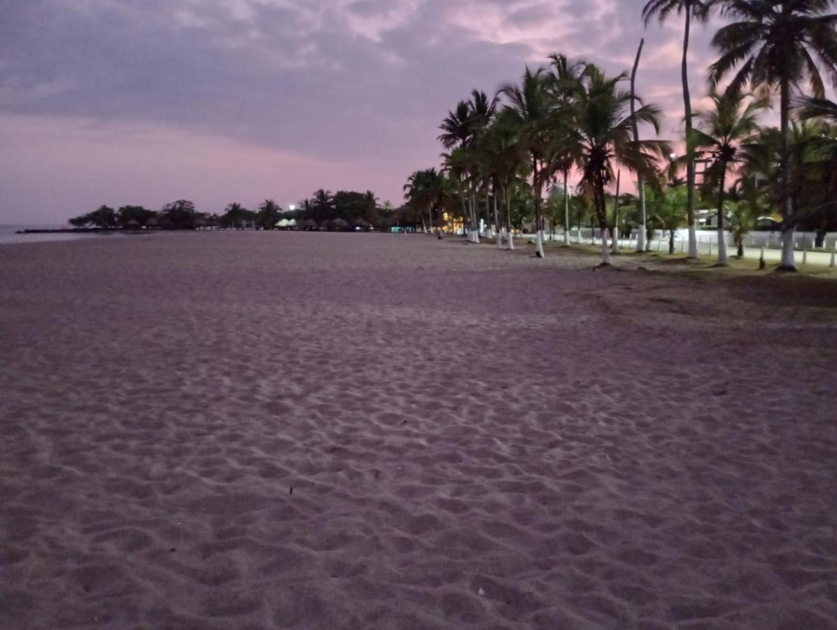 Al Lado Del Mar, Cabanas Polaris, Covenas Exterior photo